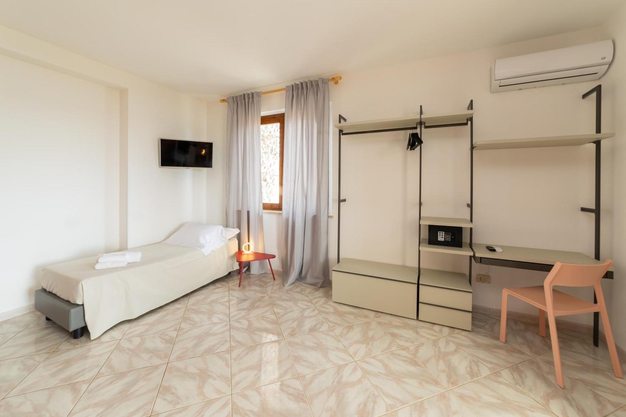 Santa Maria Hotel 2*